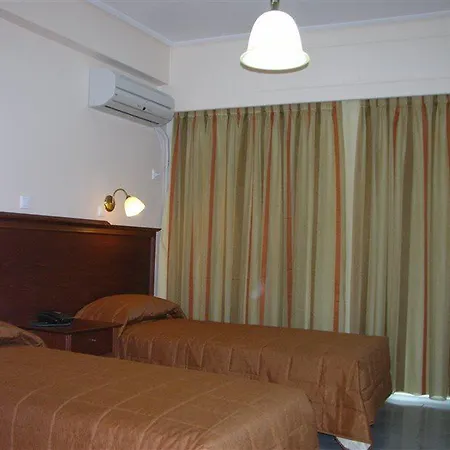 Apollo Hotel 3*