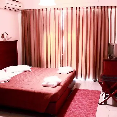 Apollo Hotel 3*